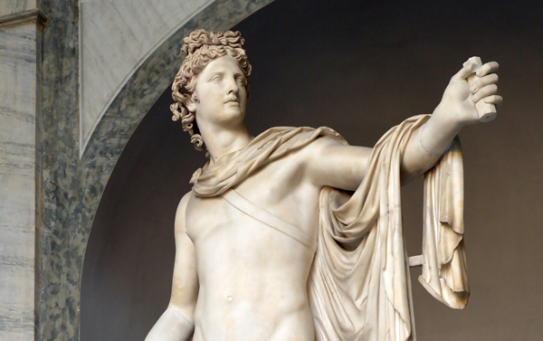 Dopo quasi cinque anni di accurato restauro, l'Apollo del Belvedere torna visibile ai Musei Vaticani. L'intervento si è soffermato sulla stabilità precaria della scultura.